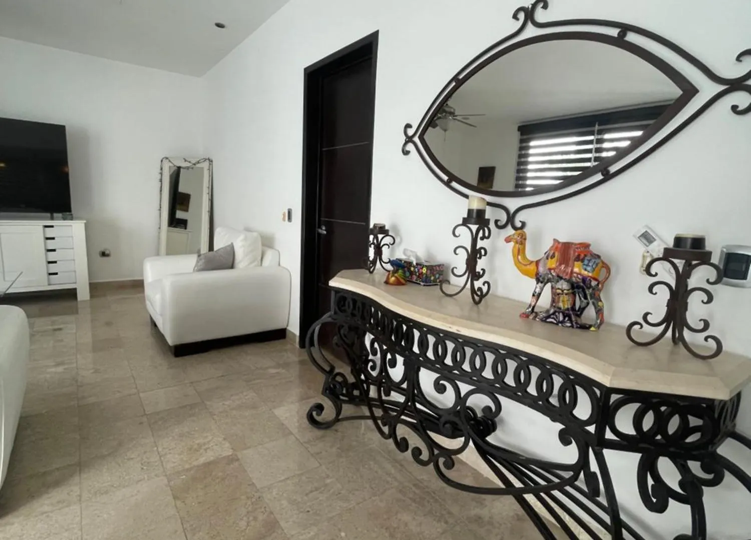 Spacious Apartment 1 Block From The Beach Playa del Carmen Mexico