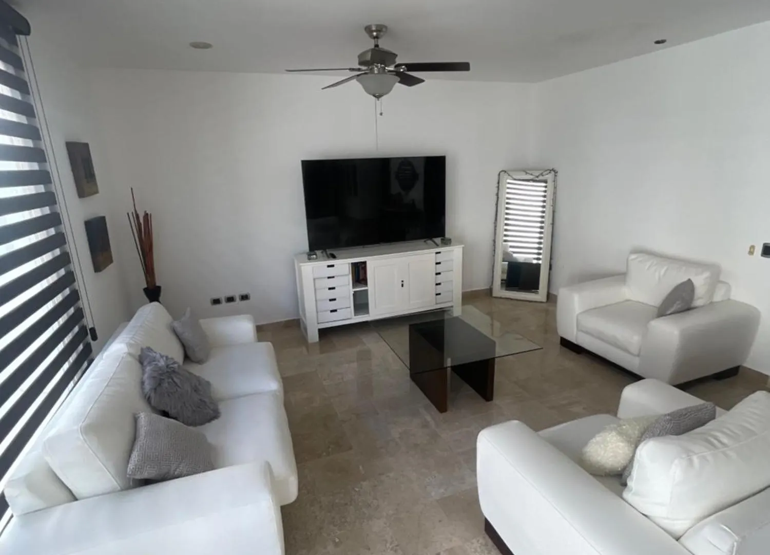 Spacious Apartment 1 Block From The Beach Playa del Carmen